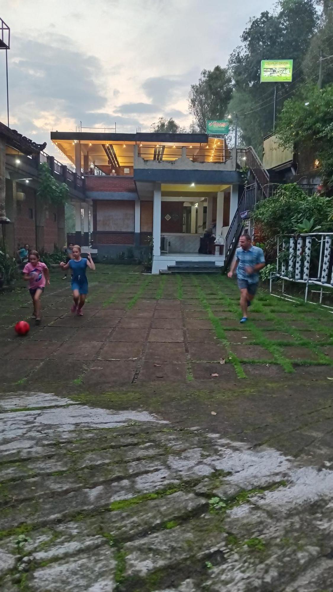 Kanaya Homestay & Warung Heaven Munduk  Bagian luar foto